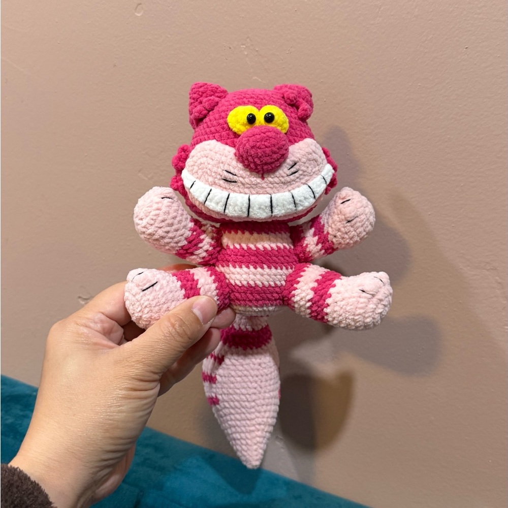🧶Handmade Crochet Plus Cheshire Cat